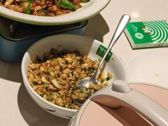 -绿草地·湘菜(7mall店)