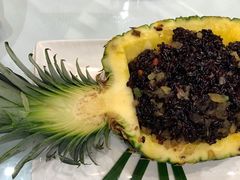 -彩云天云南餐厅
