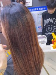 -藤野造型专业烫染接发