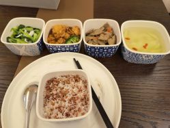 -悦芽母婴护理月子中心(凤起潮鸣府店)