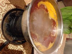 -小天鹅火锅·一线江景洪鼎旗舰店(洪崖洞店)