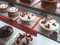 -巴黎贝甜(大宁国际商业广场店)