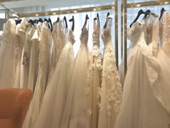 -拉瑞娜LaReine婚纱礼服高级定制