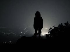 -鬼笑石后山停车场