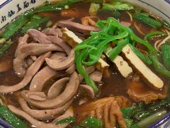 -镇南锅盖面馆(解放路店)