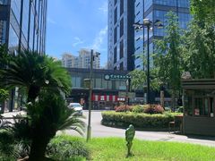 -丁俊晖台球俱乐部(海上海·弘基休闲广场店)