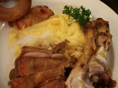 德式烤猪肘-宝莱纳餐厅(滨江店)