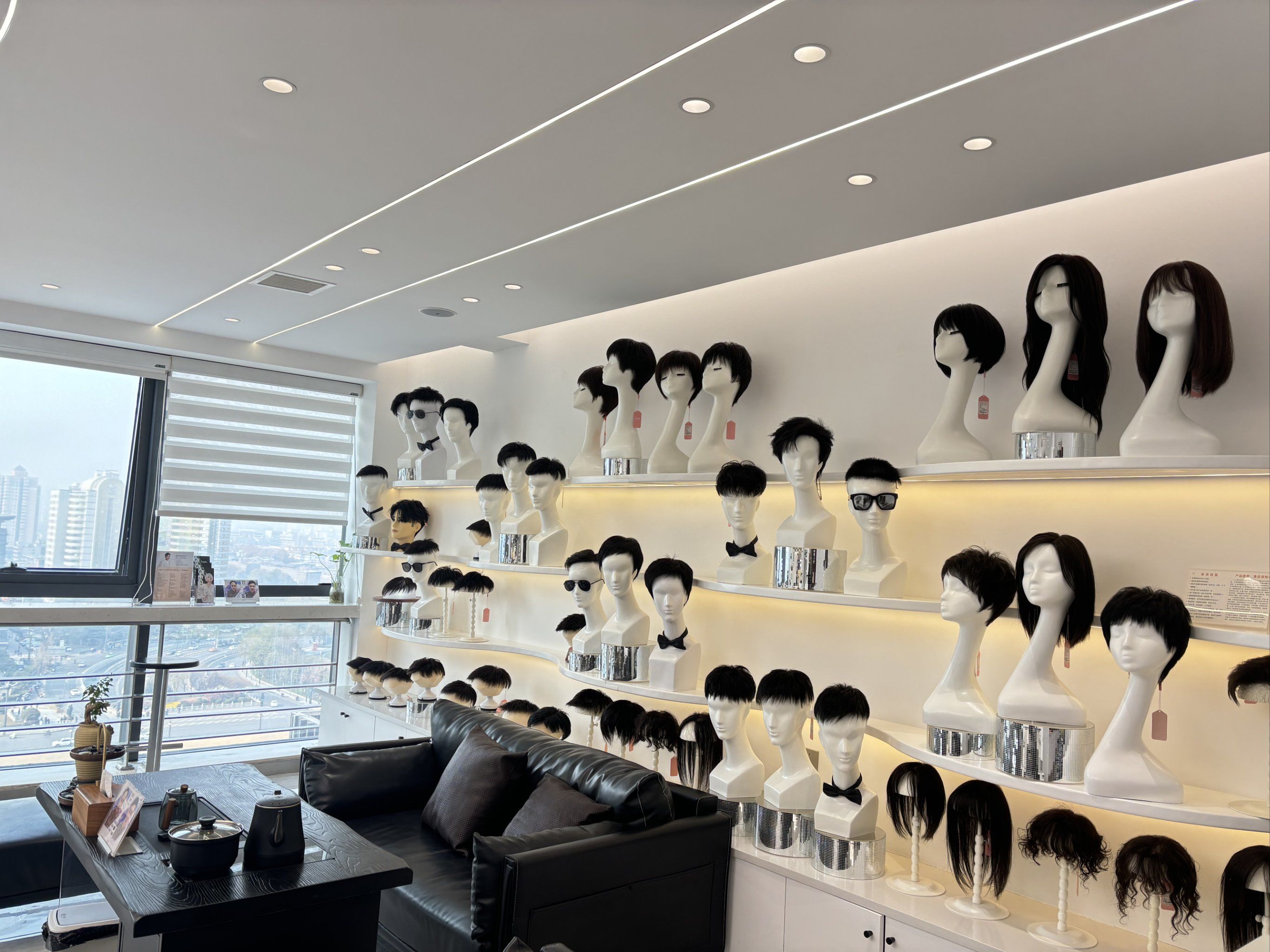 👑时尚秀场上令人瞩目的发型,在此轻松可得