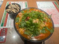 招牌炸酱小锅米线-肥汁米蘭香港米线(定西路店)