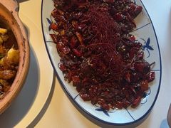 -八府香鸭·啫啫煲(华山路店)