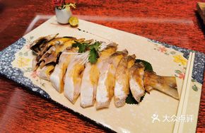 Pan-Fried Large White Pomfret