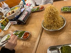 -WOW LUCKY创意韩料(龙阳广场店)