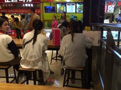 -澳门街美食城(世界城光谷步行街店)