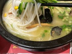 -妈妈故事米线(市府恒隆店)