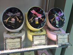 -ladurée(戴高乐机场T 2F店)