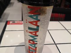 -肥汁米蘭香港米线(长宁来福士店)