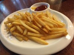 -玛格萝妮比萨屋(陆家浜路店)