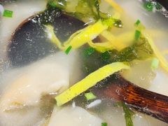 -馋三尺蟹粉小笼(人民广场店)