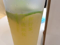 -奈雪的茶(东原悦荟店)