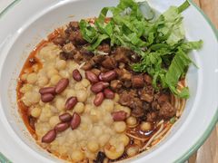 -百春原湖南牛肉粉(百联世纪店)