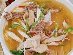 -马尔龙新疆饭店·清真(瑞景店)