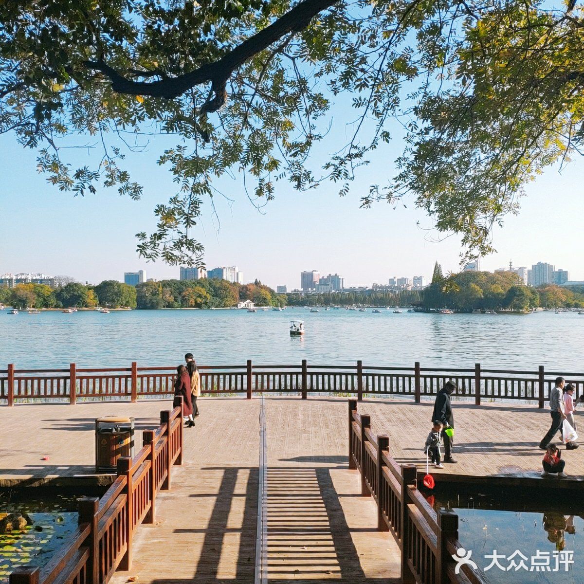 烈士公园原来可以这么美[亲亲]