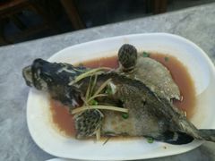 -四川小胡子海鲜(丁村万人海鲜广场店)