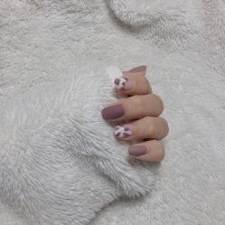 -UN·桃喜日系美睫美甲