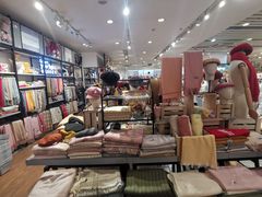-三福时尚(三峡广场华夏银座店)