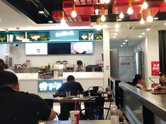 大堂-李先生牛肉面大王(上海站南广场店)