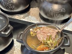-荣基四海一家·家常菜·海鲜大排档(新安店)