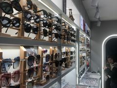 -潘多拉眼镜·蔡司依视路明月(潘家园店)