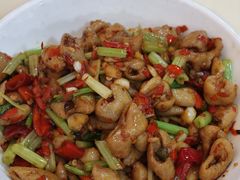 酸菜爆炒肥肠-笨罗卜浏阳菜馆(龙华鹏润达店)