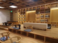 -漕河泾街道图书馆(漕河泾社区文化活动中心店)