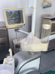 -瑞丽口腔·美学矫正中心
