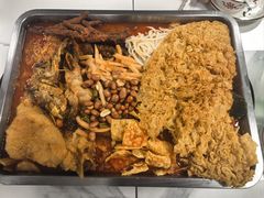 -在巷子里的烤肉店·螺蛳粉烤鱼·牛蛙(和美城店)
