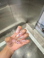 -爱纶美·美甲美睫半永久