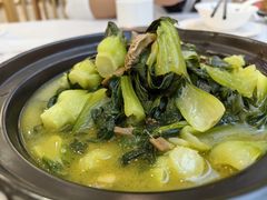 河蚌青菜-鸿运酒楼