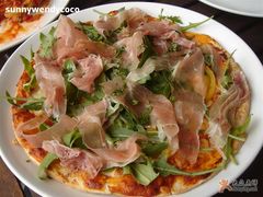 火腿pizza-榖屋house of flour(张江首店)