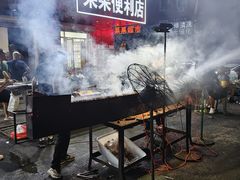 -劳动公园新疆人烤腰子