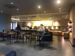 -星巴克臻选(嘉兴海宁银泰城店)