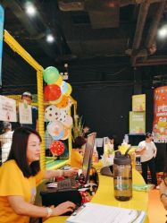 -蹦蹦跳跳(新奥购物中心店)