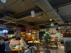 大堂-JINNS锦时 steak&pizza(浸信会礼拜堂旧址店)