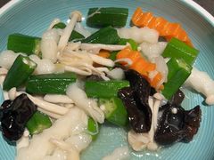 -前海沿·青岛菜(大拇指广场石老人店)