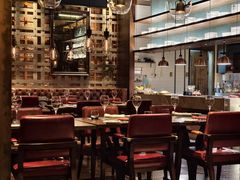 -恰餐厅及酒吧 CHAR Bar & Grill (北京丽都皇冠假日店)