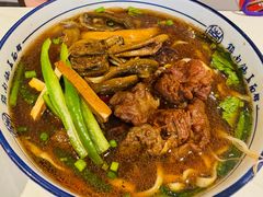 -镇南锅盖面馆(解放路店)