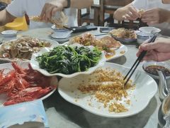 -亚龙湾8号(丁村万人海鲜广场店)