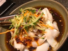 羊毛工镇凉皮-丝路金桃·新疆菜(徐汇店)