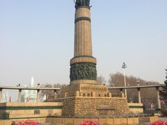 -人民防洪胜利纪念塔