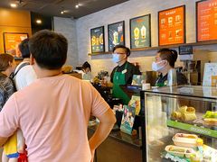 -星巴克(杭州西湖银泰1F店)